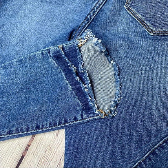 BLANK NYC Skinny Classique Jeans - Picture 2 of 5